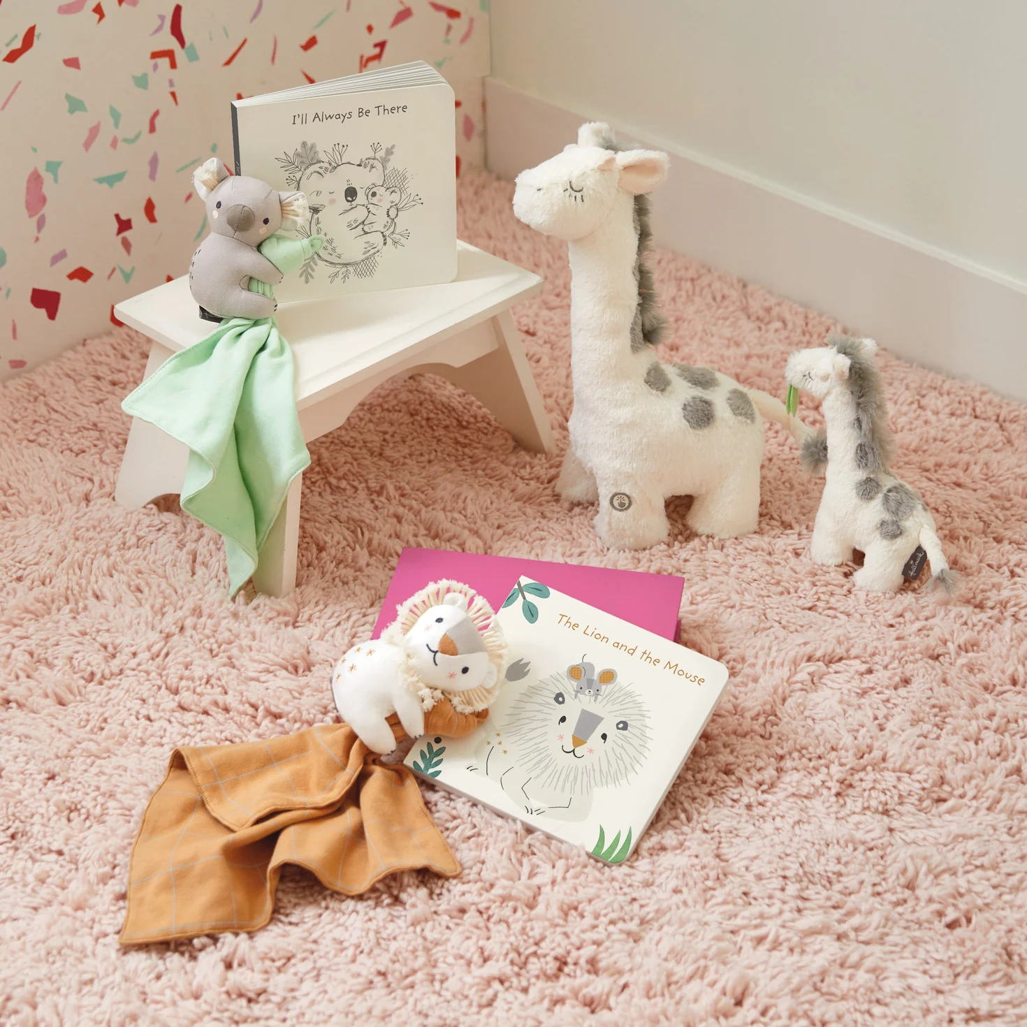 The Lion and the Mouse Board Book and Lion Lovey Blanket Set - Image 8