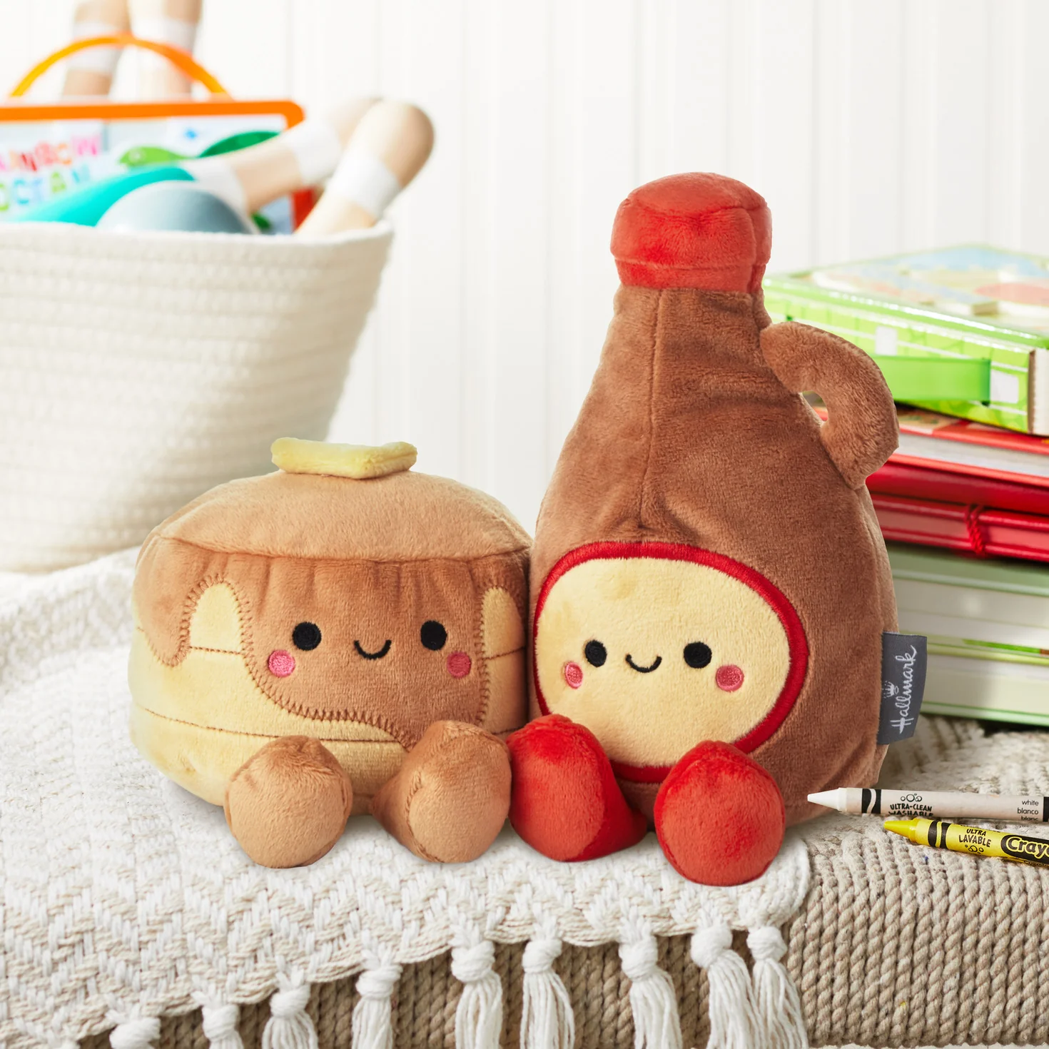 Pancakes and Syrup Magnetic Plush – Better Together - Image 3