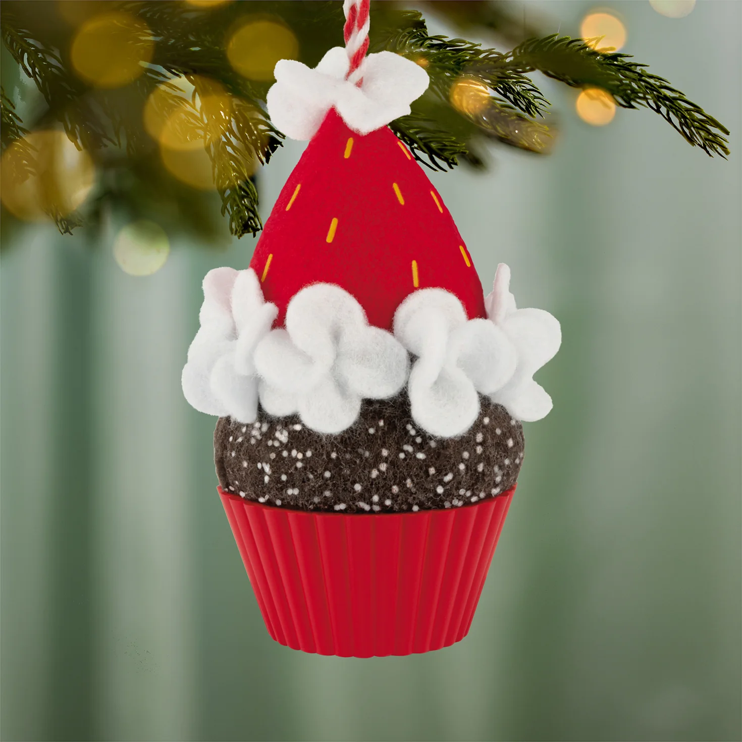 Christmas Cupcakes Ho-Ho-Holiday Sweetness, 17th in the Series — 2026 Hallmark Keepsake Christmas Ornament - Image 2