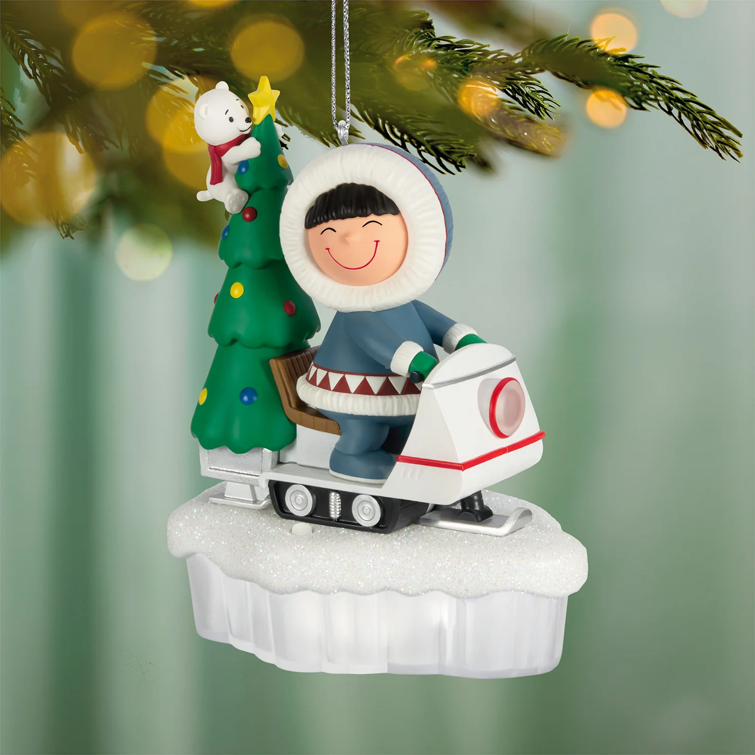 Frosty Friends Tree Delivery With Light — 2026 Hallmark Keepsake Christmas Ornament - Image 2