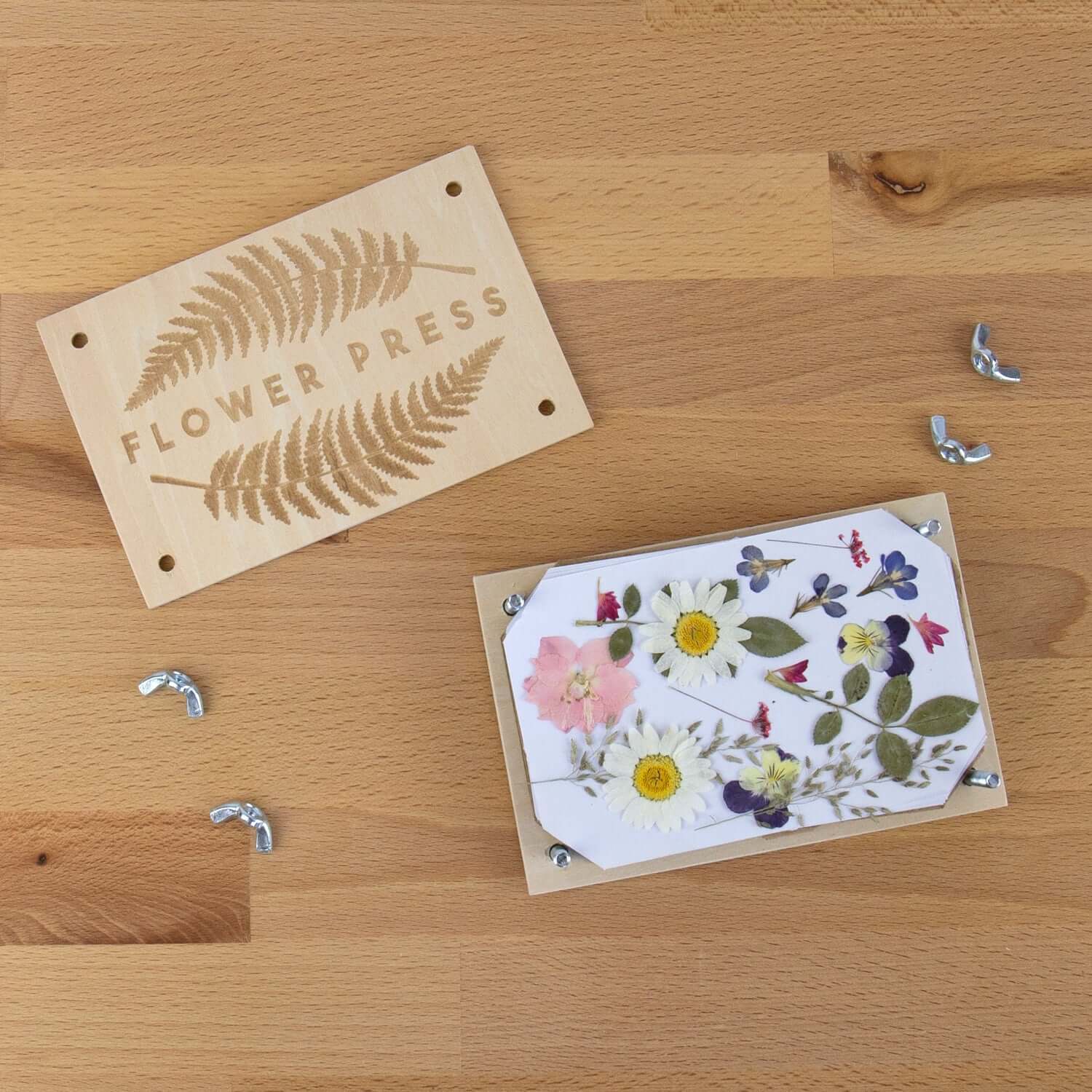 Gift Republic - DIY Flower Press Kit - Image 3