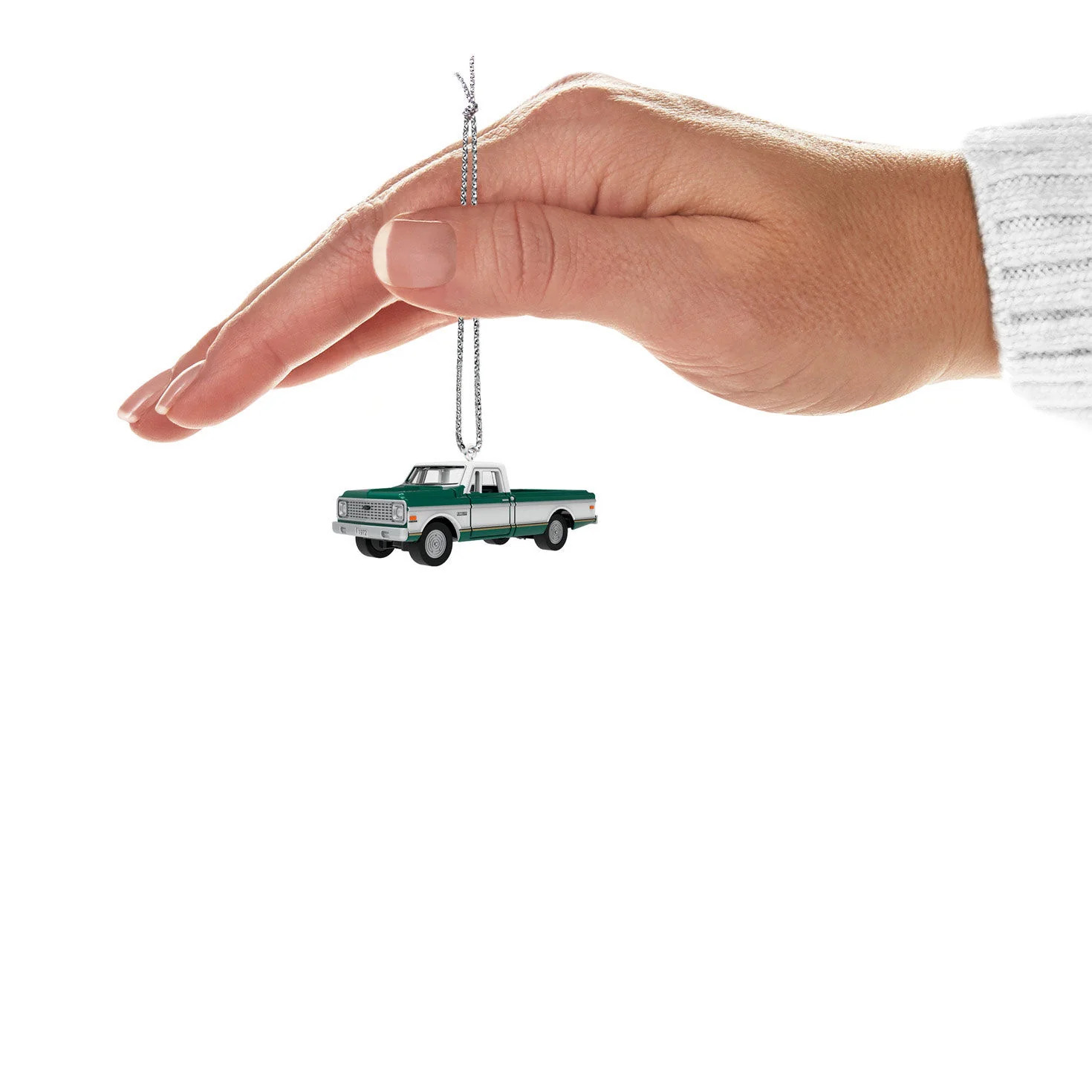 Lil' American Trucks 1972 Chevrolet® Cheyenne™ Super (Miniature) — Hallmark Keepsake Christmas Ornament - Image 4