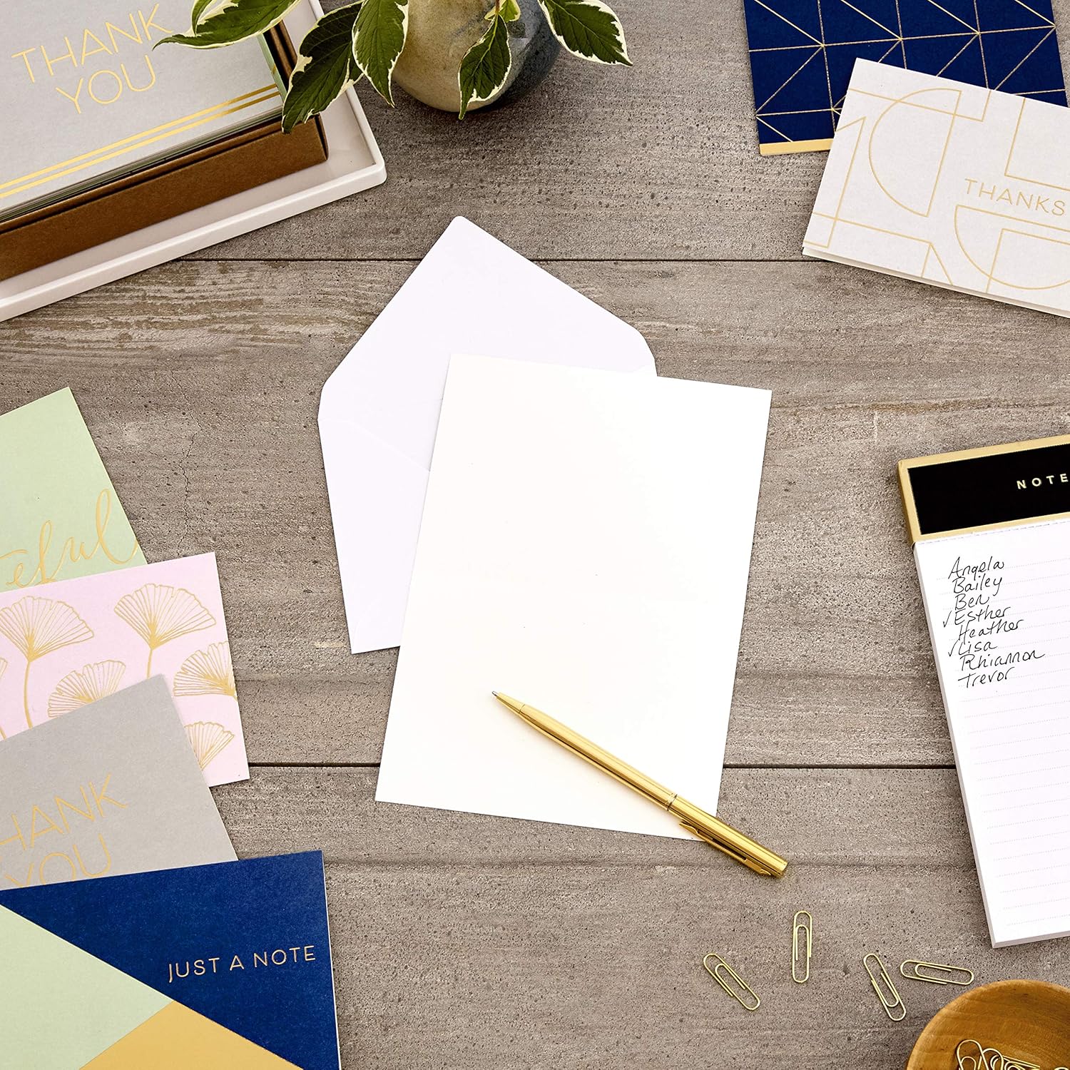 Hallmark Thank You and Blank Cards Assortment, Geometric Gold (24 Cards with Envelopes for Baby Showers, Wedding, Bridal Showers, All Occasion) - Image 5