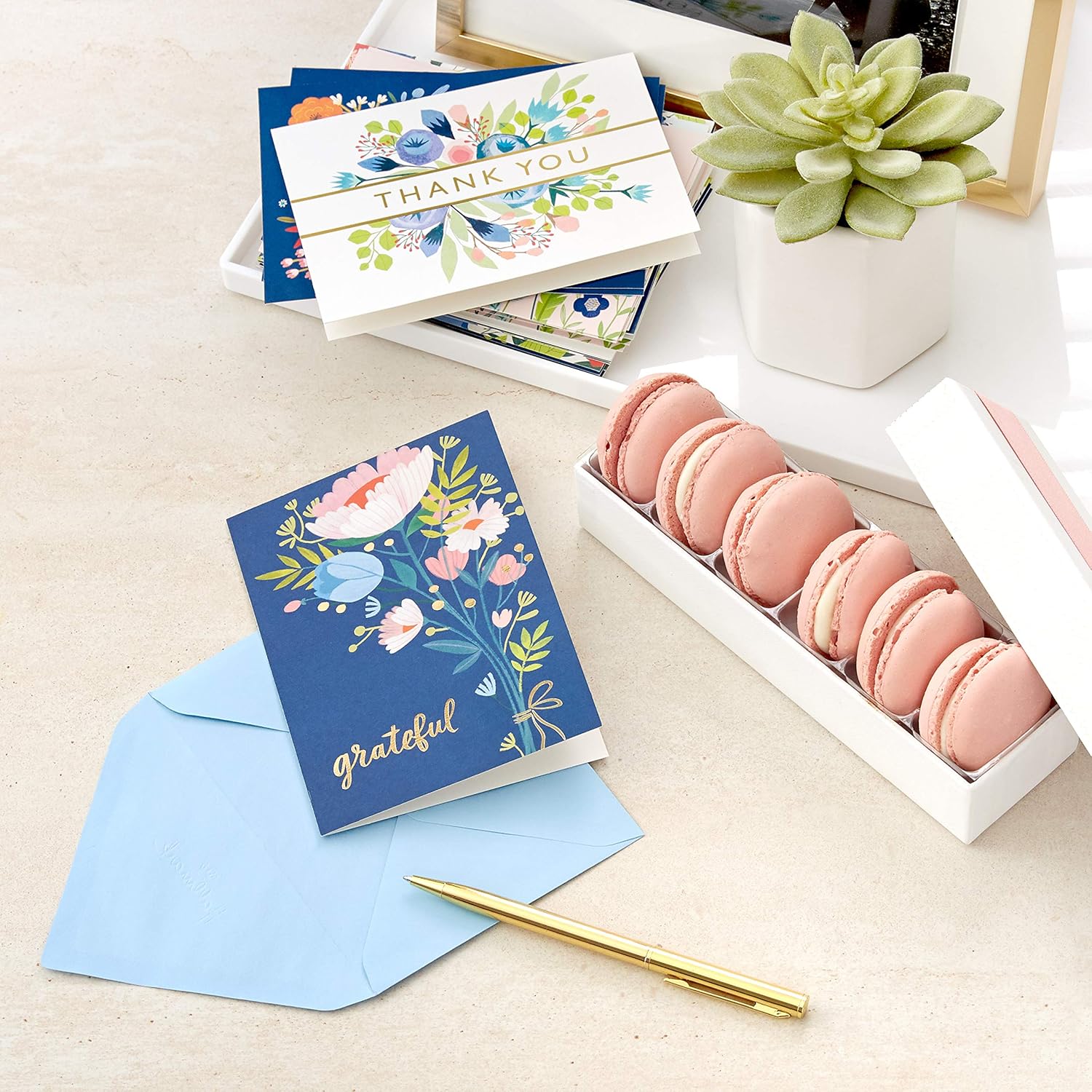 Hallmark Thank You Cards Assortment, Folk Art Flowers (36 Thank You Notes with Envelopes) - Image 5