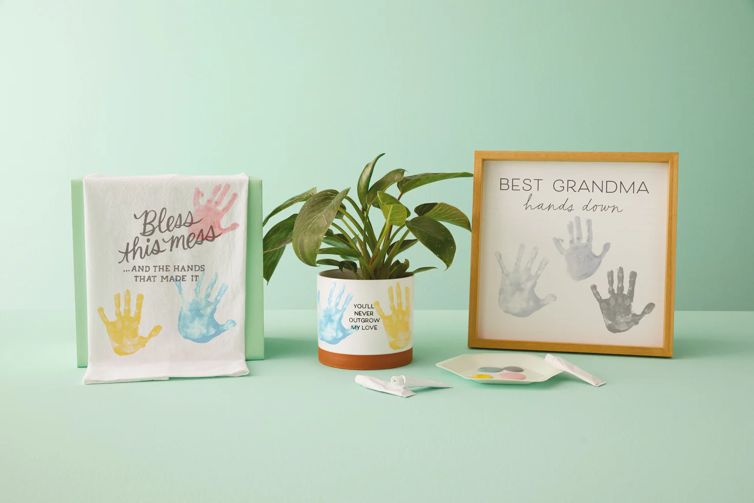 Never Outgrow My Love Planter Handprint Kit - Image 6