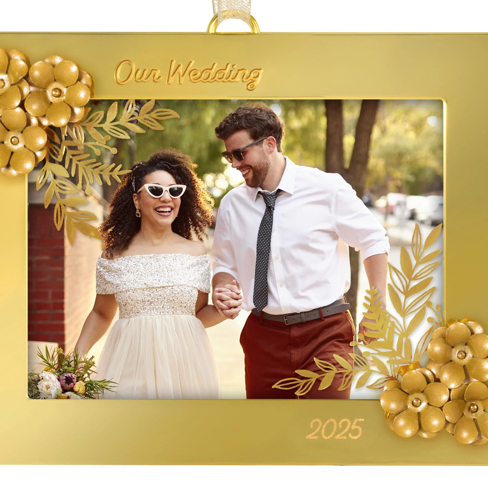Our Wedding, Photo Holder — 2025 Hallmark Keepsake Christmas Ornament - Image 4