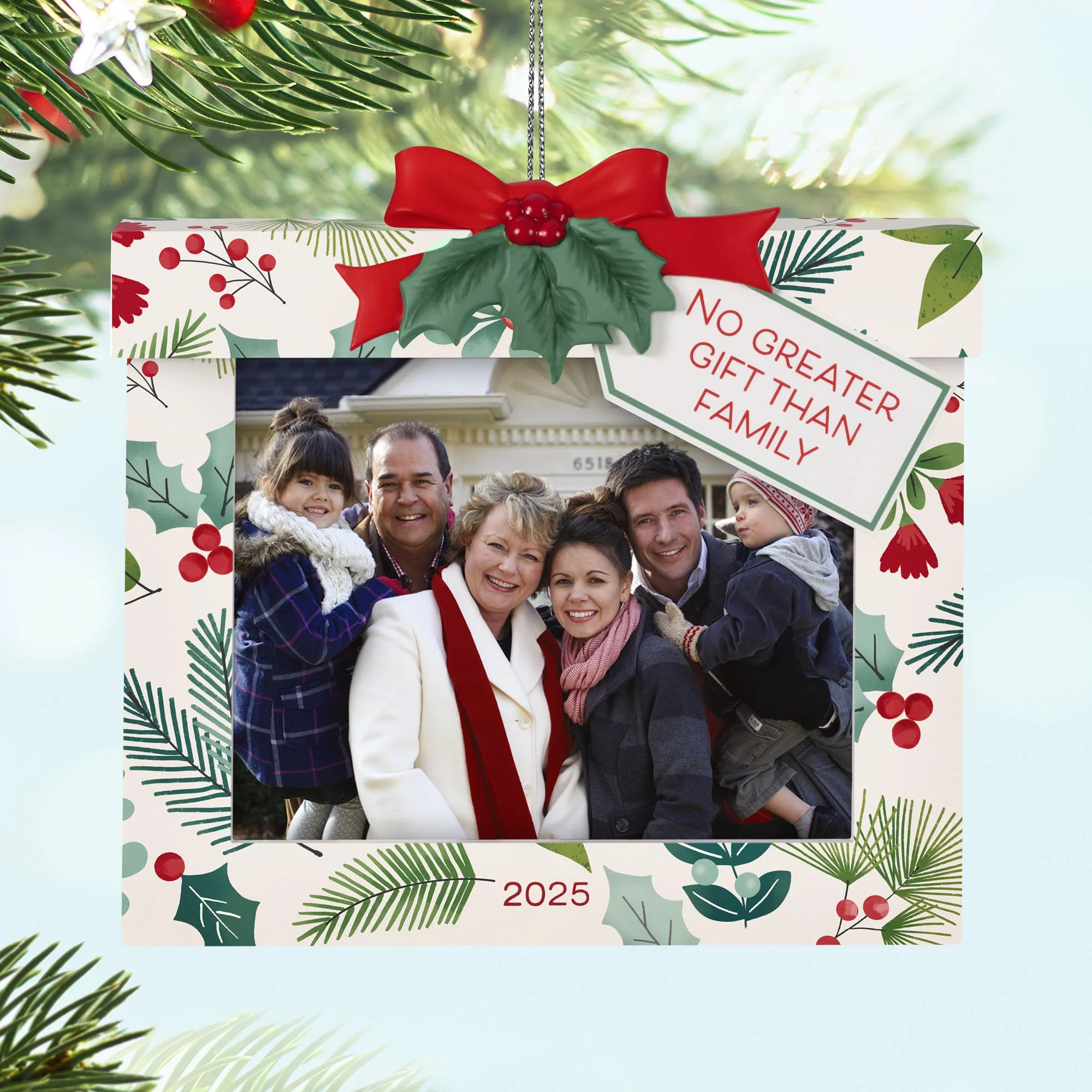 The Gift Of Family, Photo Holder — 2025 Hallmark Keepsake Christmas Ornament - Image 2