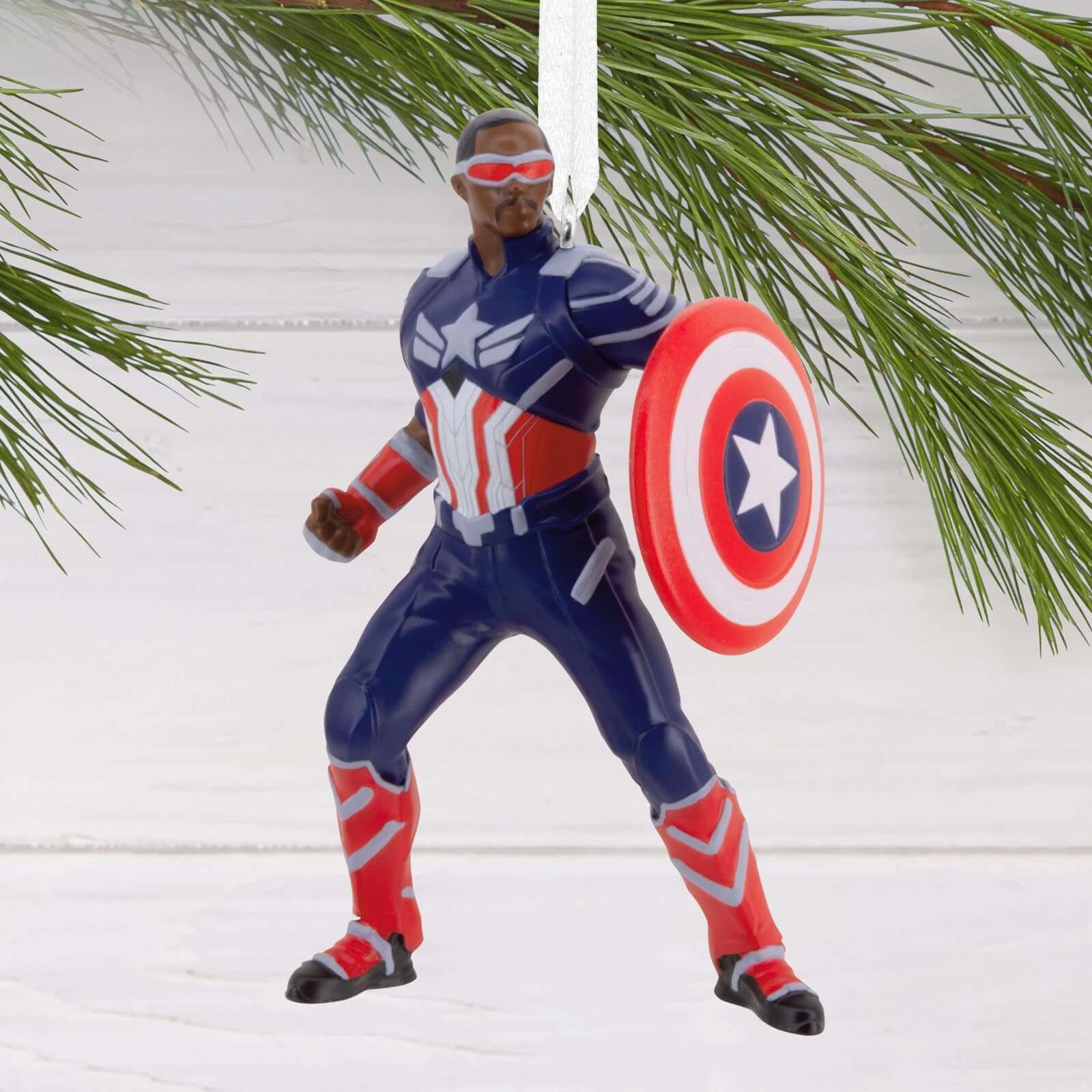 Marvel Studios Captain America: Brave New World Sam Wilson - Hallmark Christmas Ornament - Image 3