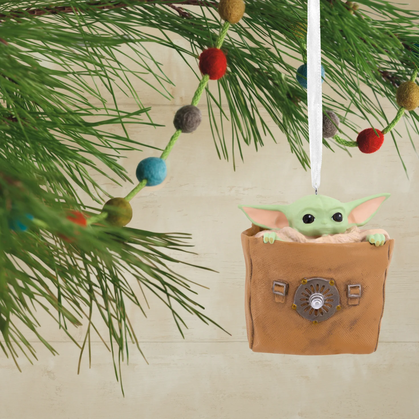 Star Wars™: The Mandalorian™ Grogu™ in Bag - Hallmark Christmas Ornament - Image 2
