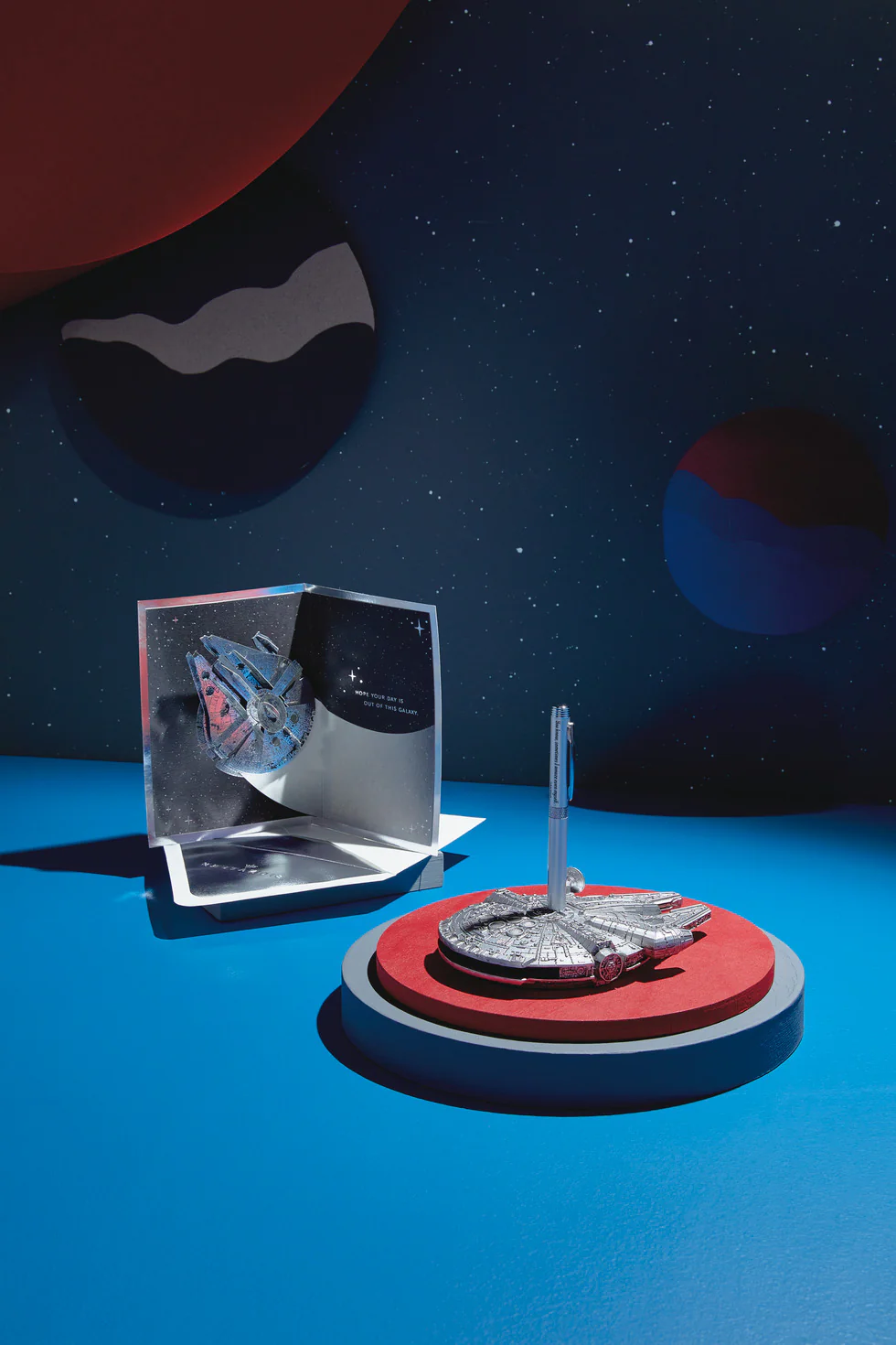 Star Wars™ Millennium Falcon™ Desk Accessory With Pen - Image 4
