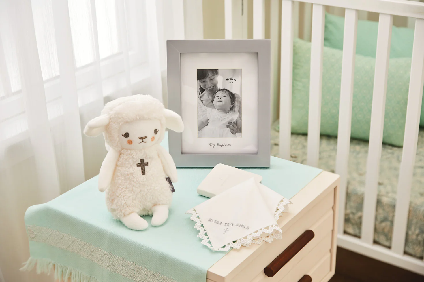 Lullaby Lamb Musical Stuffed Animal, 8.25" - Image 5